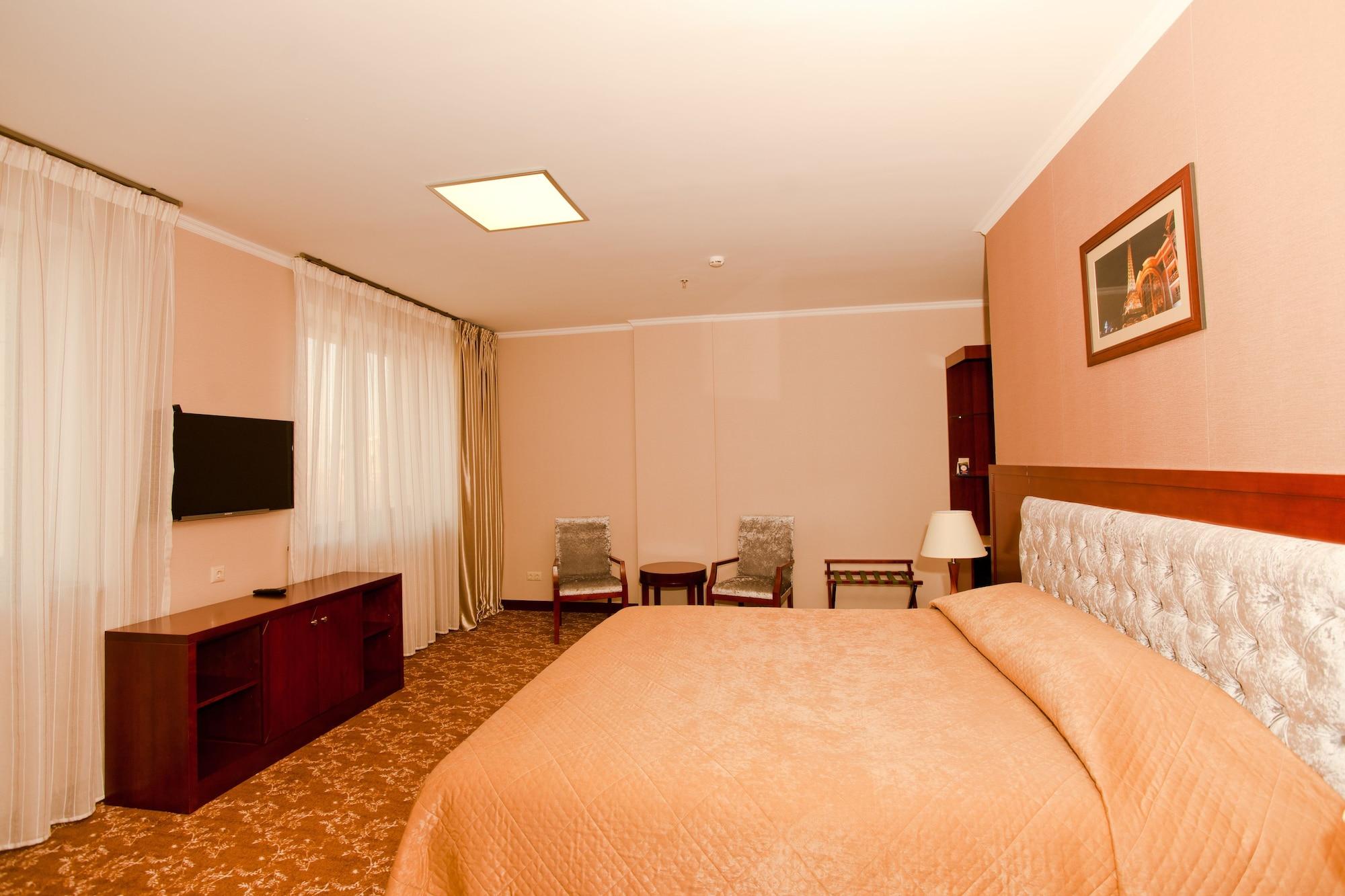 Grand Voyage Hotel Almatî Exterior foto