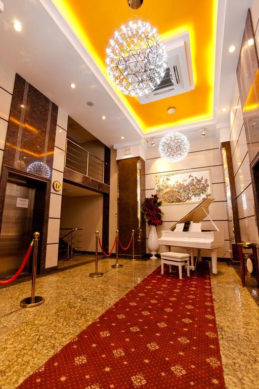 Grand Voyage Hotel Almatî Exterior foto