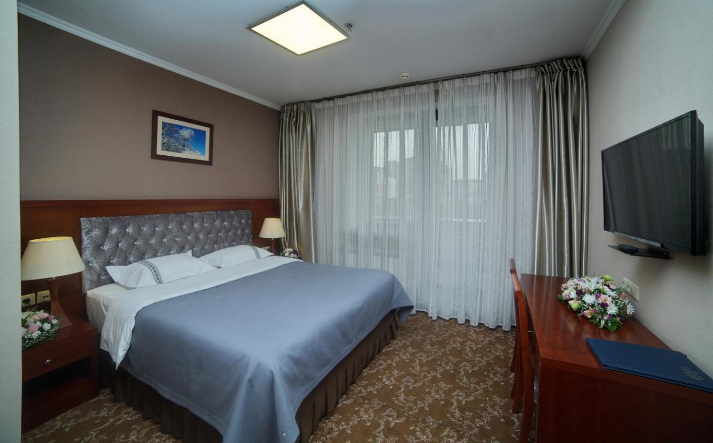 Grand Voyage Hotel Almatî Exterior foto