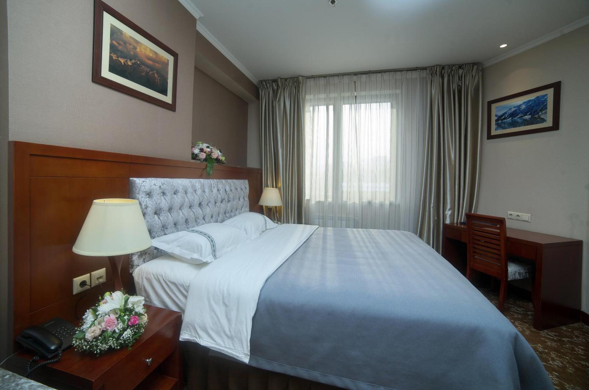 Grand Voyage Hotel Almatî Cameră foto