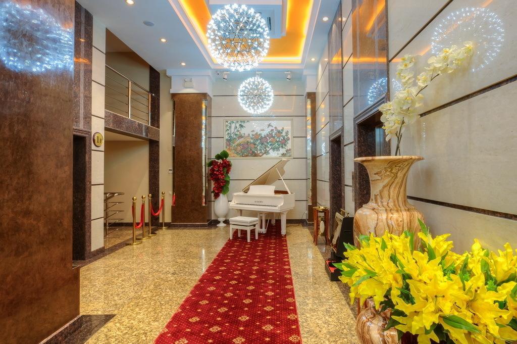 Grand Voyage Hotel Almatî Exterior foto