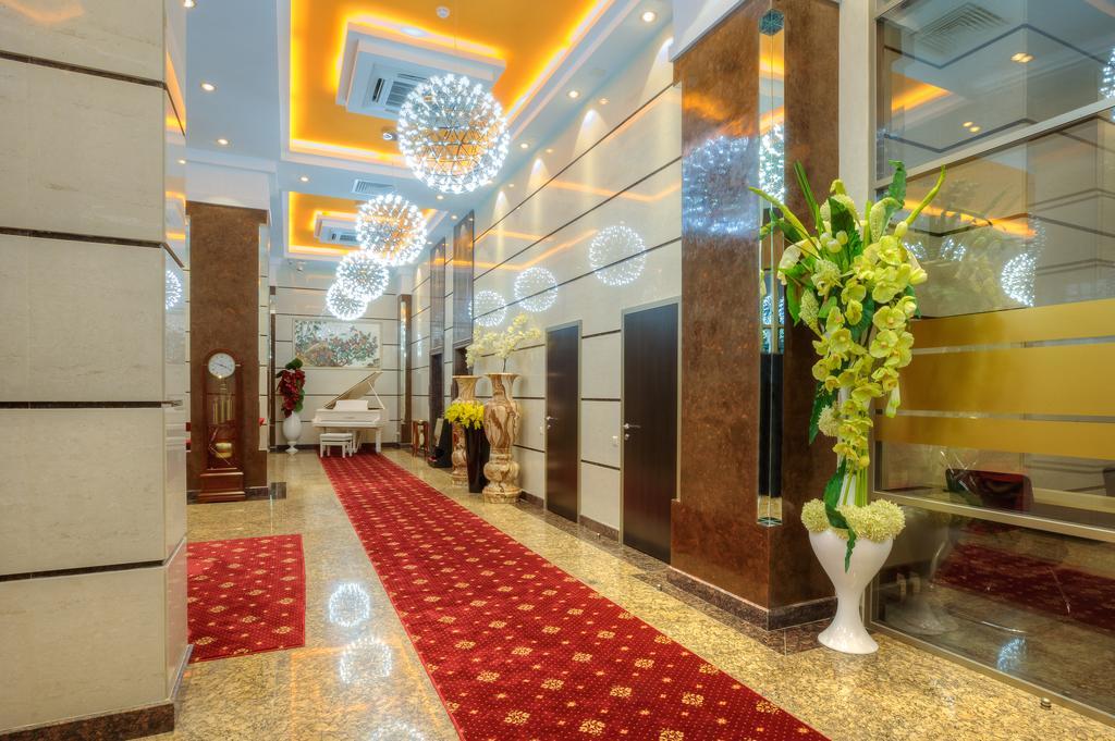 Grand Voyage Hotel Almatî Exterior foto
